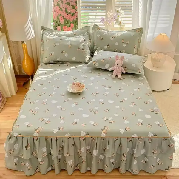 Lucrative 3 Pieces Bedsheet Set